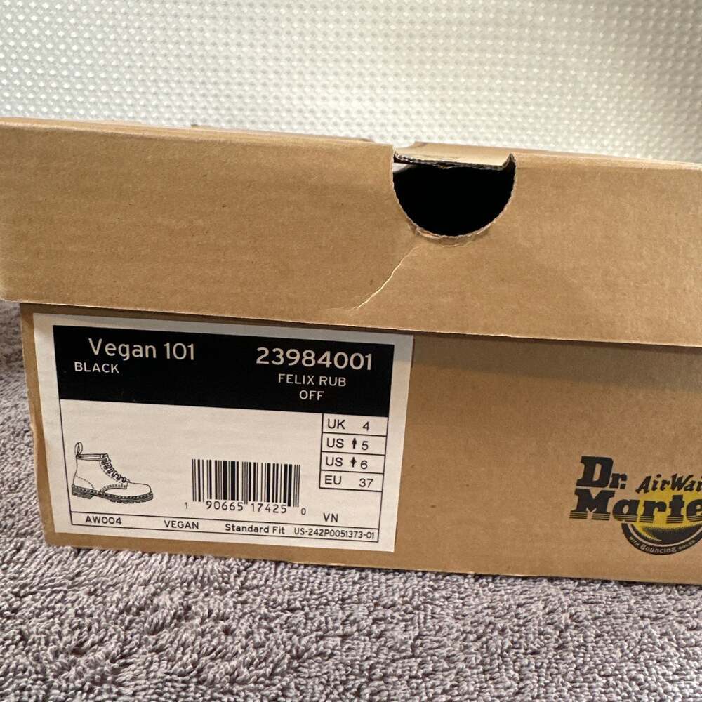 Dr. Martens Vegan 1460 8-Eye Boots in Black Felix Rub Off - Picture 10 of 11